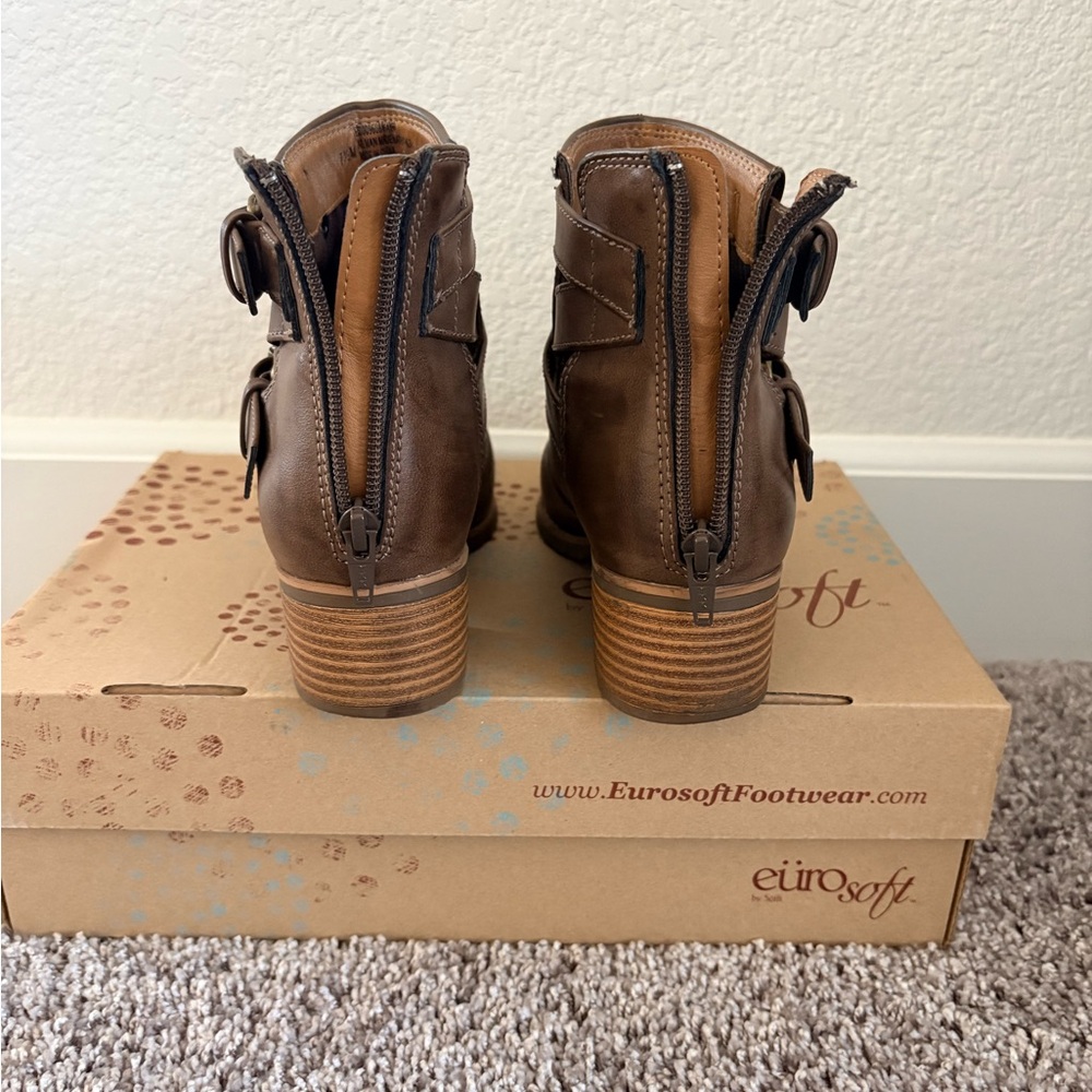 Eurosoft by Sofft Mayra Ankle Boots - Picture 9 of 13